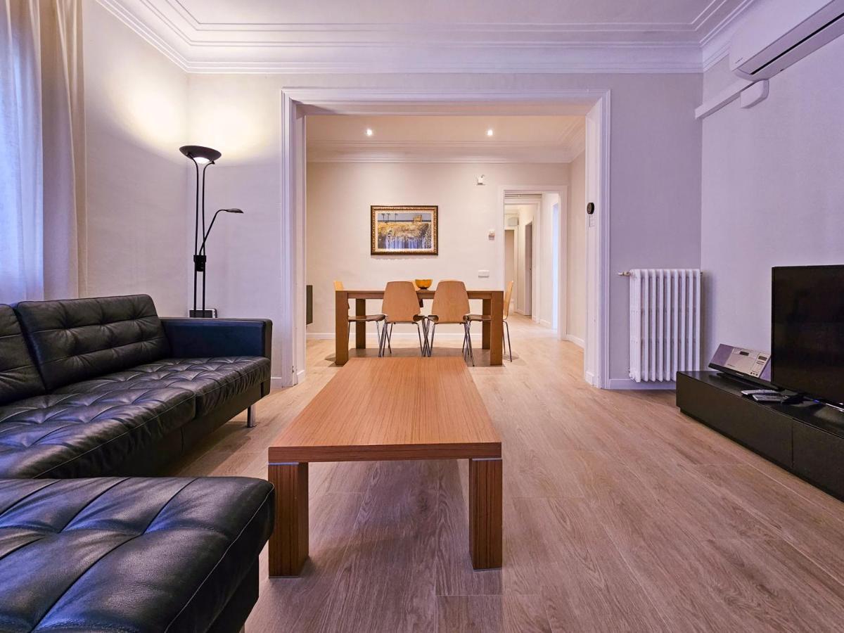 Classbedroom Park Gueell Apartment Barcelona Bagian luar foto