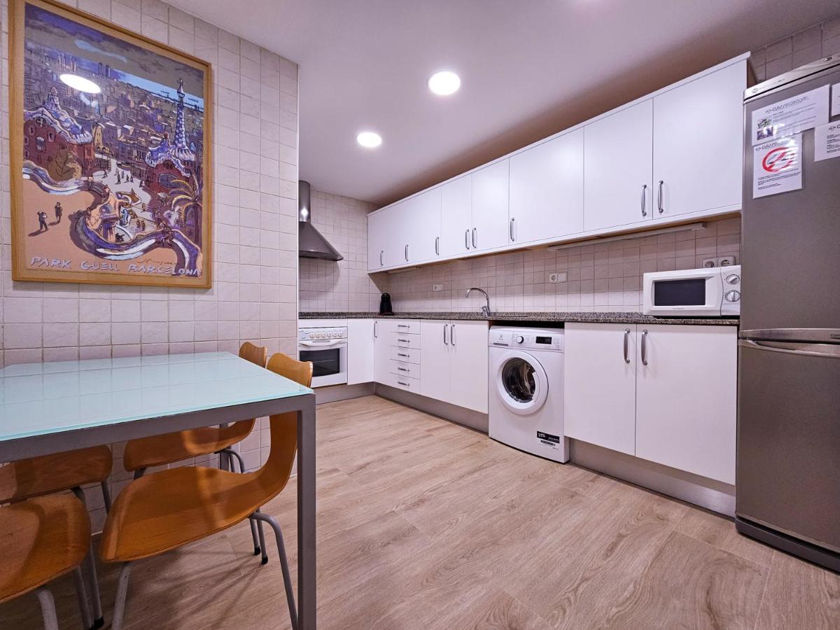 Classbedroom Park Gueell Apartment Barcelona Bagian luar foto