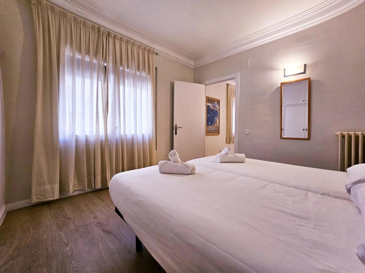 Classbedroom Park Gueell Apartment Barcelona Bagian luar foto