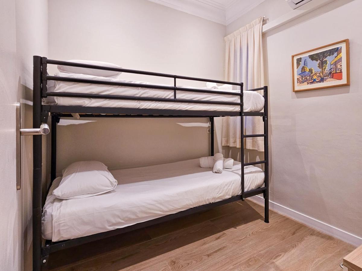 Classbedroom Park Gueell Apartment Barcelona Bagian luar foto