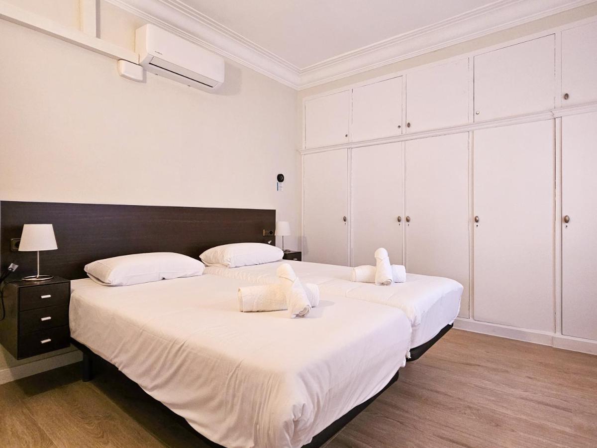Classbedroom Park Gueell Apartment Barcelona Bagian luar foto